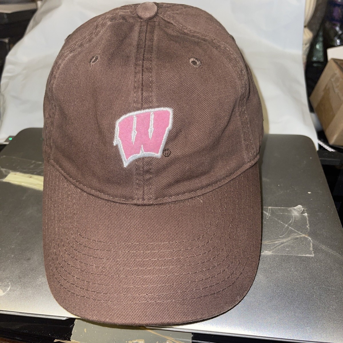 PINK VS University of Wisconsin Baseball Cap Vintage Wisconsin Badgers Hat Cap Snapback Red Legacy Wool  main image 4