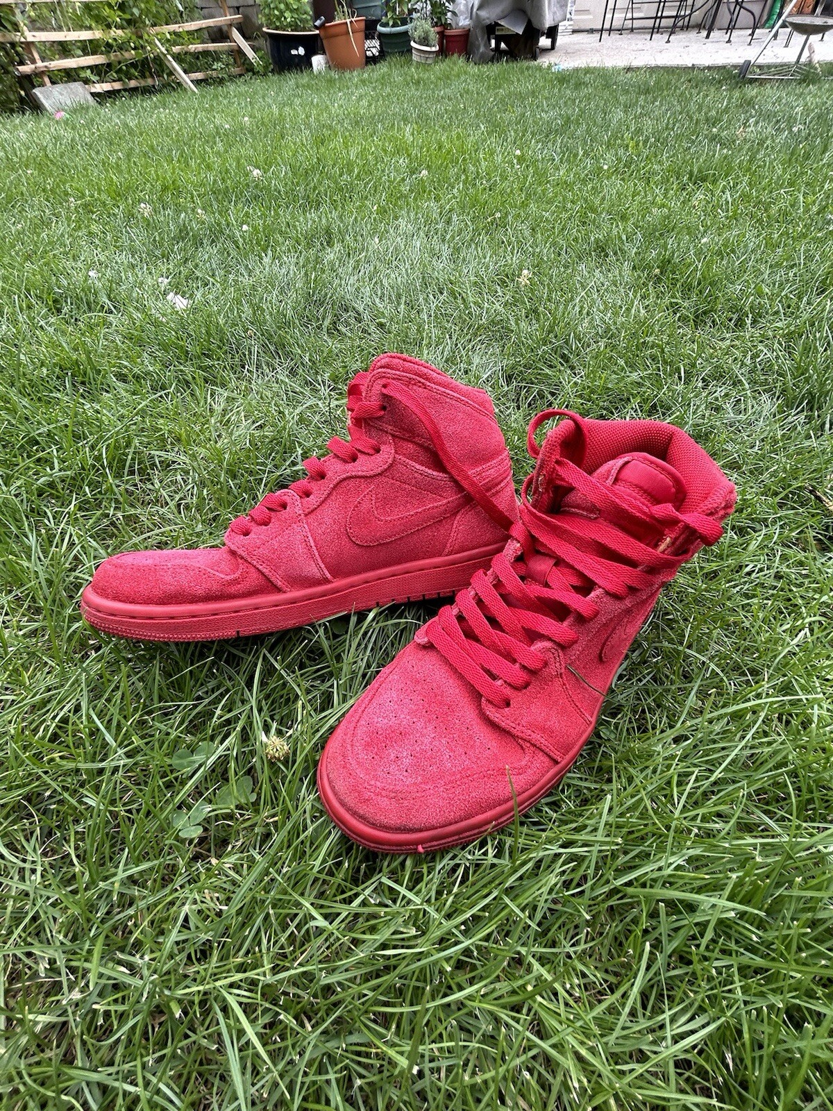 Size 7.5 - Air Jordan 1 Retro High Red Suede for sale online Size 7.5 - Air Jordan 1 Retro High Red Suede for sale online