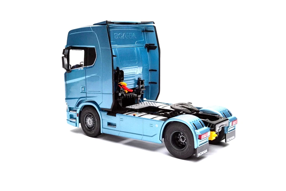 SOLIDO TRUCK EDITION  1:24 CAMION SCANIA S770 HIGHLINE FROST EDITION    S2400304 - Immagine 2 di 4