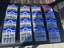 Mopar Wheel Lock Kit Oem 2018-2024 Jeep Wrangler Gladiator 82215711