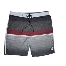 Hurley Phantom Men's Board Shorts Size 34