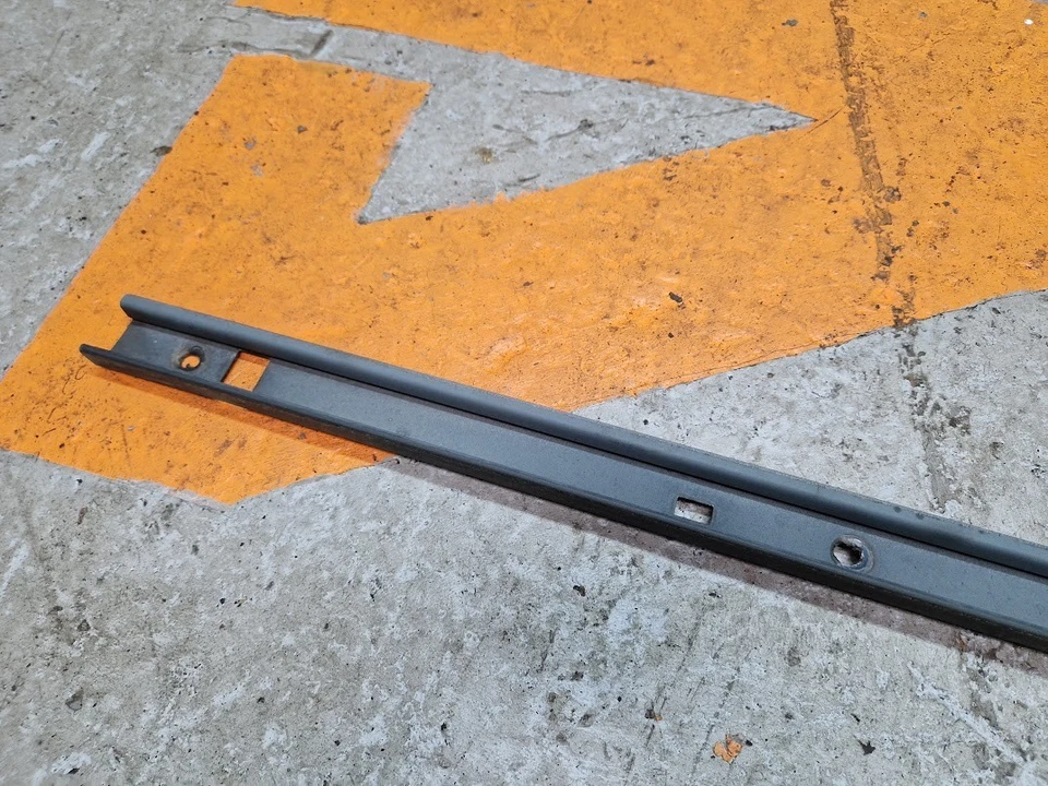 2008 DODGE NITRO 2.8 CRD LEFT SIDE ROOF RAIL INNER METAL BRACKET MOUNT D49FL 204 — 第 4/4 张图片