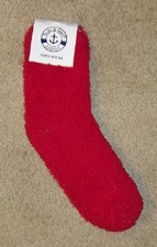 NWT 1 Pair Women's Fluffy Fuzzy Socks Almost Red by Yacht Smith