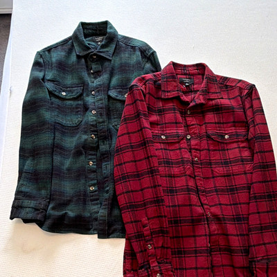 2 Banana Republic Men s Standard Fit Plaid Long Sleeve Button-Up Shirt Lot 2 M