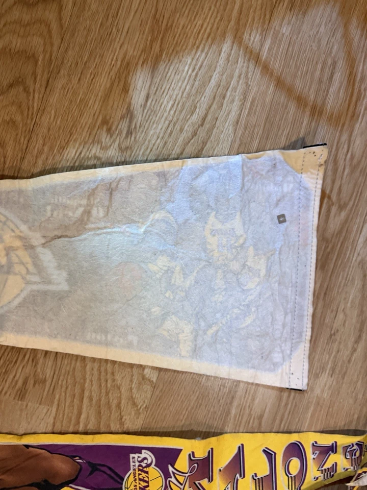 Banderas vintage de Lakers/Kobe Foto 4 de 4