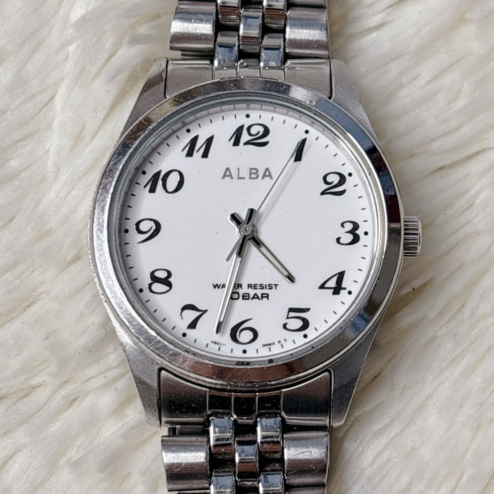 Men's/Unisex SEIKO battery ALBA new Quartz Silver V501-0EL0 Watch Analog - vintagewatches.pk