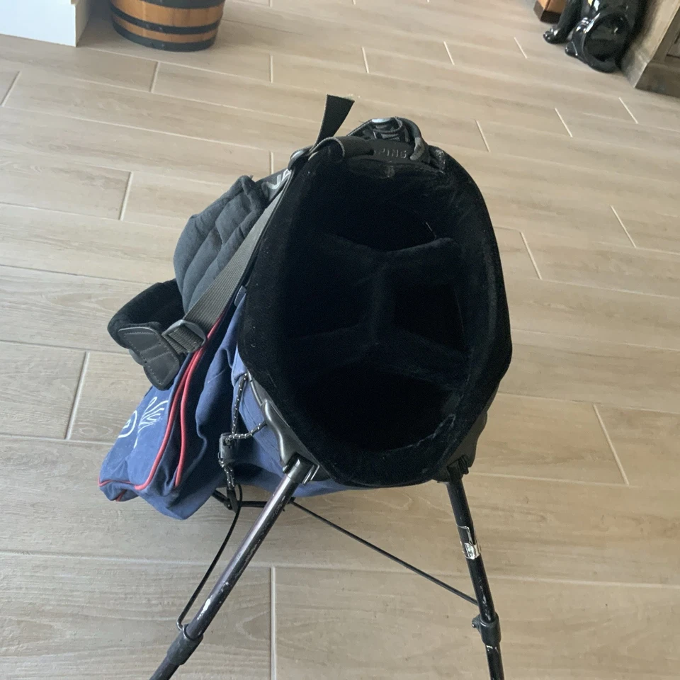 Vintage 2000’s PING Hoofer 2 Golf Bag Stand Alone  4-Way Red & Blue With Straps - Image 4 of 4