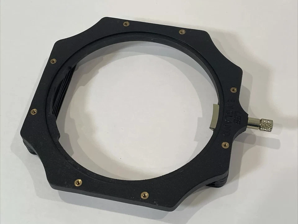 LEE Filters Holder 77mm Wide-Angle Lens Adapter Ring 72-77 mm Book - Image 3 of 4