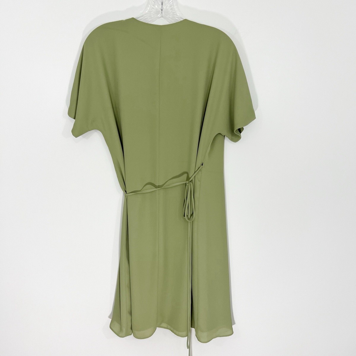 Aritzia Babaton Wallace Dress Green Aritzia Babaton Wallace Wrap