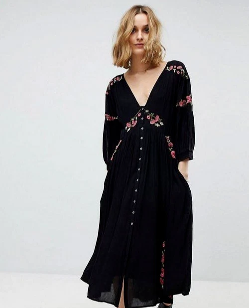 Free People NWT Size XS BEAUTIFUL Embroidered Black Midi Dress NEW