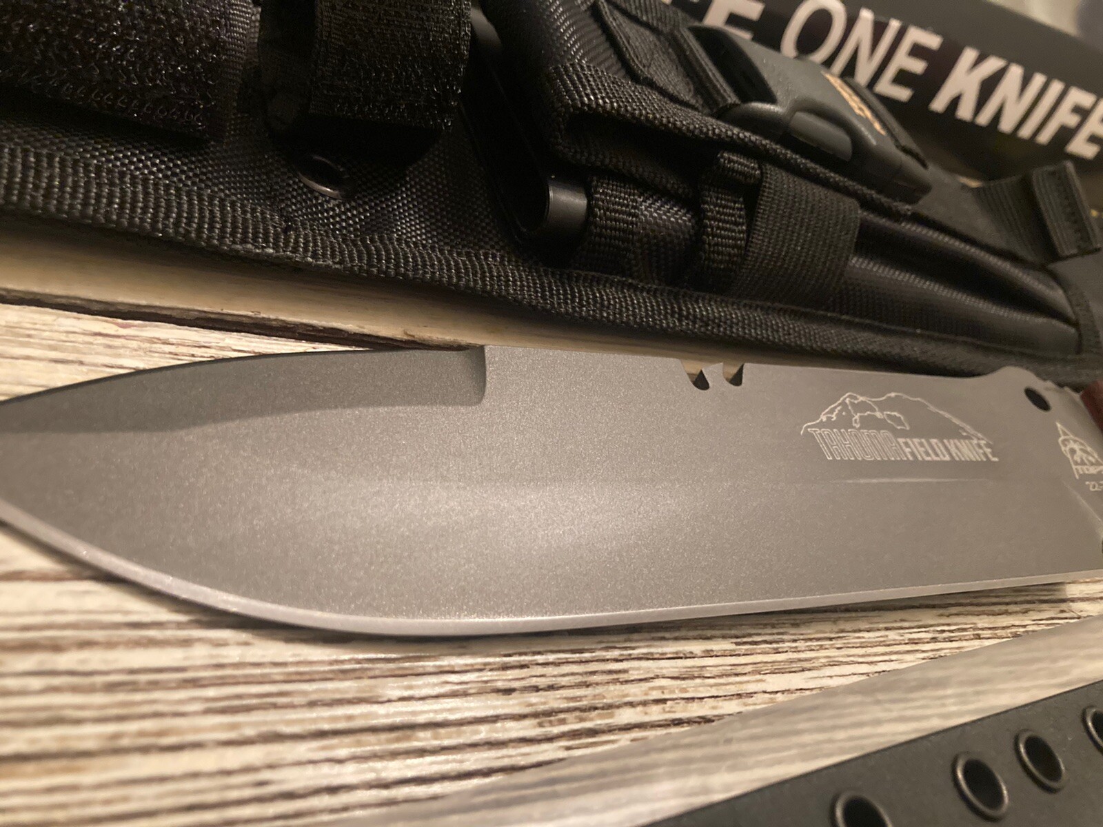 TOPS Tahoma Field Knife 1095 Carbon Black Finish Micarta Scales Kydex