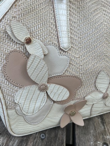 BRAHMIN Hudson Satchel CREME Miramonte HANDBAG Medium Size FLORAL Applique - Picture 13 of 15