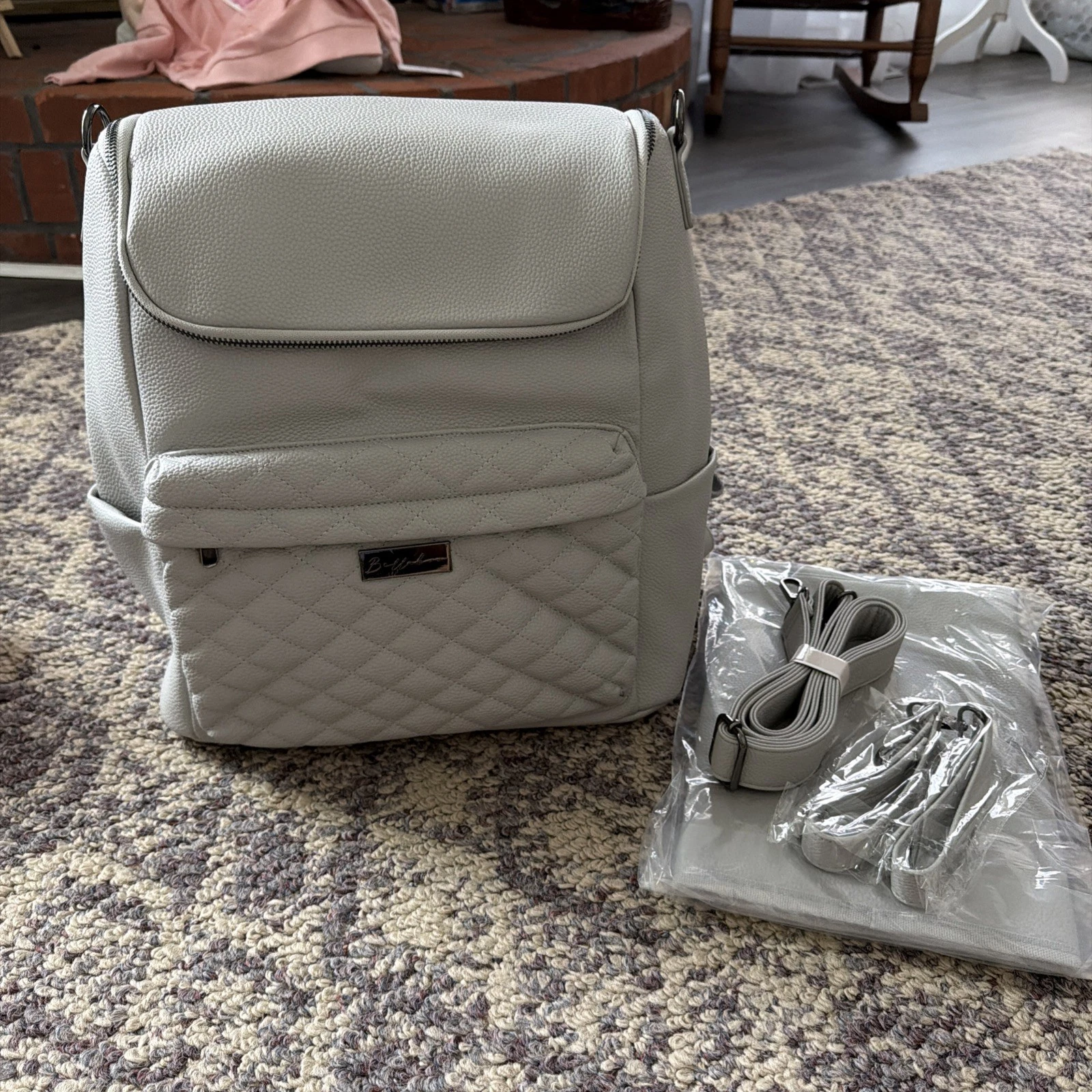 Bellaboo Diaper Back Pack with Changing Mat, Vegan Leather, Gray
Opens in a new window or tab