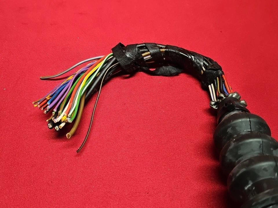 VW Passat Audi A4 Quattro 2000 2001 módulo de control de transmisión automática TCM PIGTAIL Foto 4 de 4