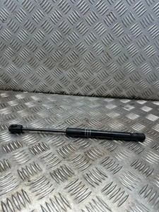 BMW 5 F10 Vordere linke Motorhaubendämpfer 7309117 2.00 Diesel 2016 30513407