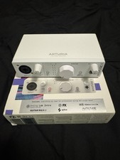 Arturia MiniFuse 1 USB-C Audio Interface White 24-bit/192kHz 48V USB Hub
