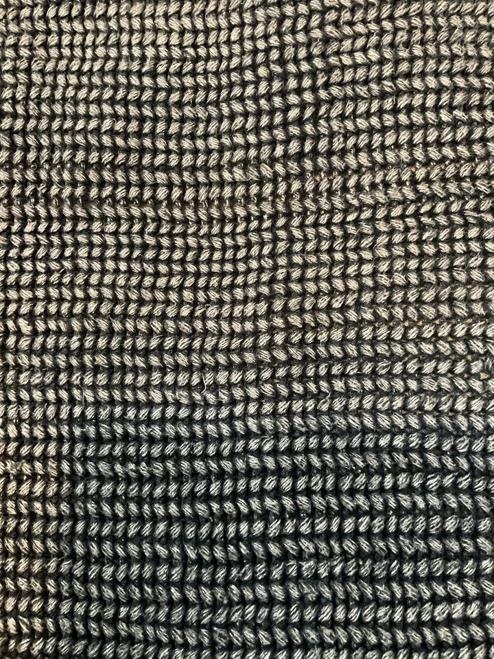 "Funda/almohada Pottery Barn tejida acogedora 22"" gris/negro -pesada" Foto 3 de 4