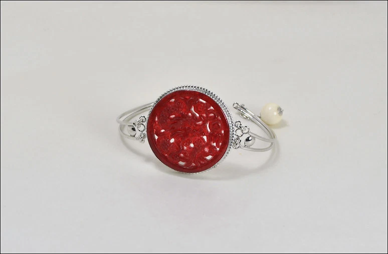 BRACCIALE IN ARGENTO 925 SEMI RIGIDO CON AGATA ROSSA INCISA DRAGO AGRP 097 - Immagine 2 di 4