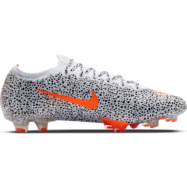 nike mercurial vapor x size 8.5