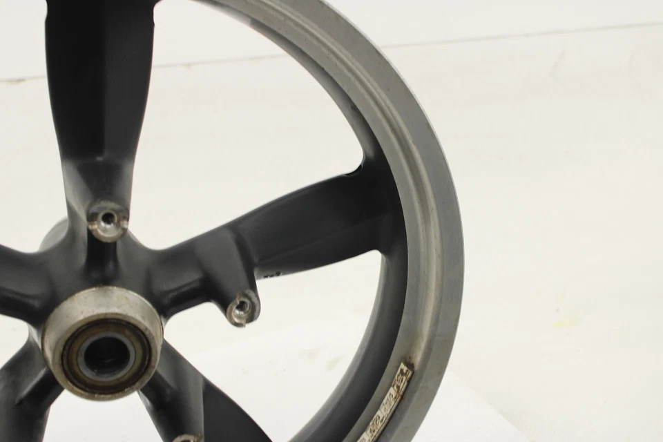 Llanta delantera 12-16 Harley Davidson Dyna Switchback 18x3,5 Foto 4 de 4