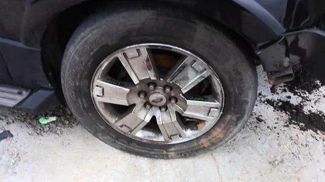 2007 - 2008 福特 EXPEDITION SPARE TIRE CARRIER 仅组件 原始设备制造商 不含工具 — 第 2/4 张图片