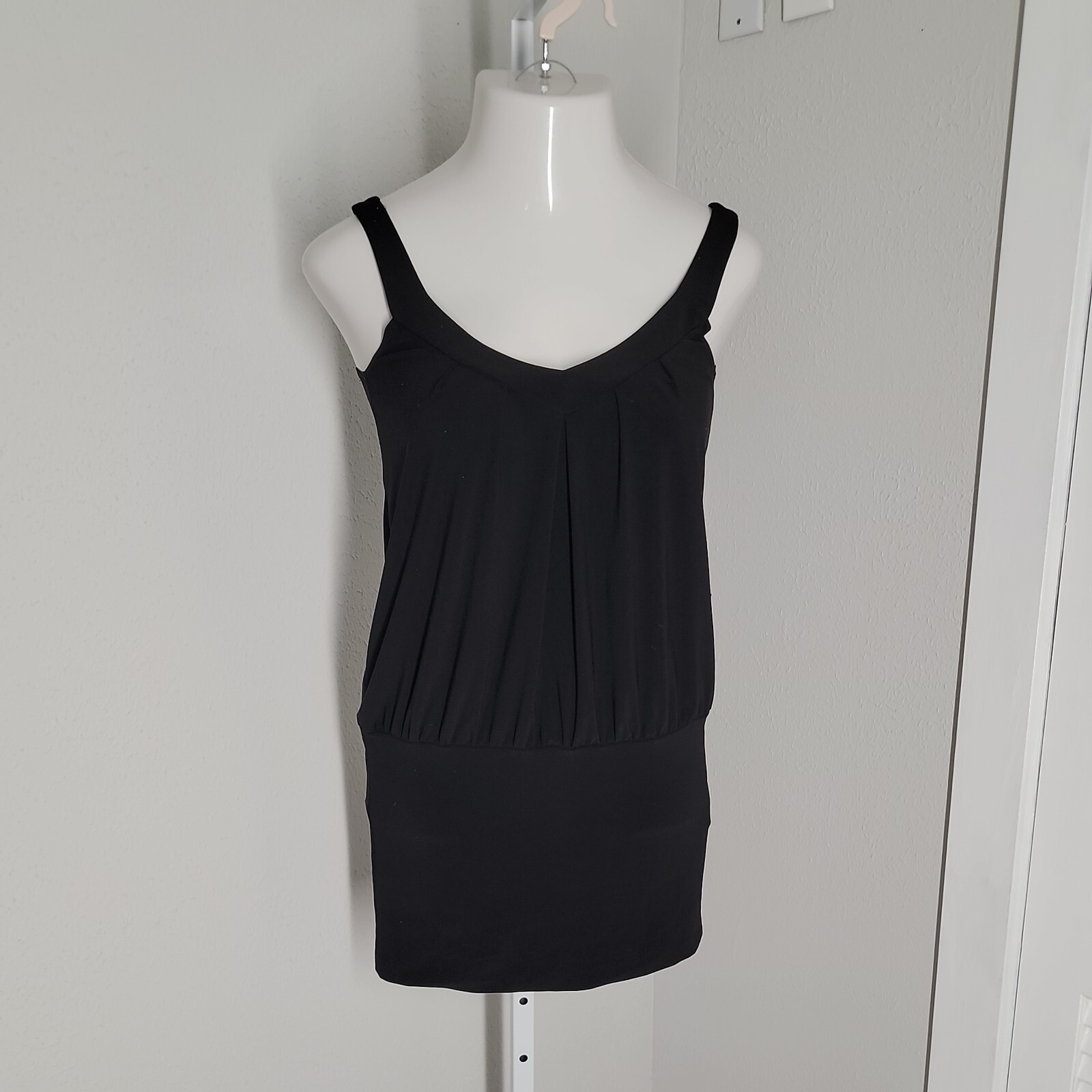Sleeveless Black Stretchy Long Cute Blouse Size S