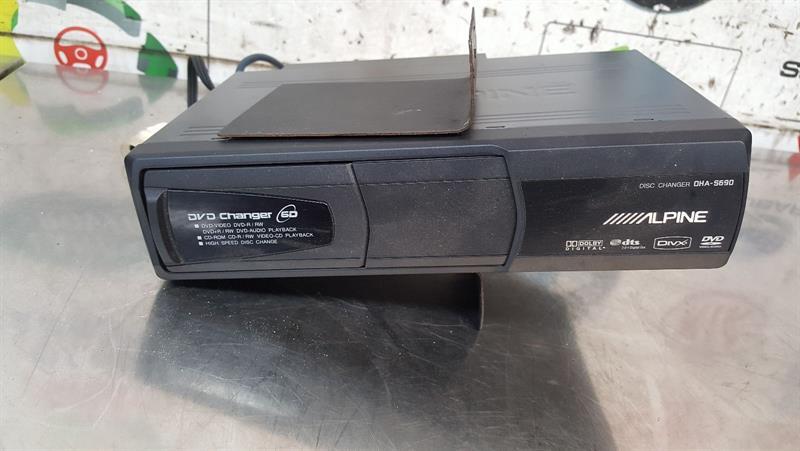 レコーダー ALPINE DVD Changer DHA-S690 Alpine DHA-S690 6 Disc DVD CD Changer Media Player J195 with