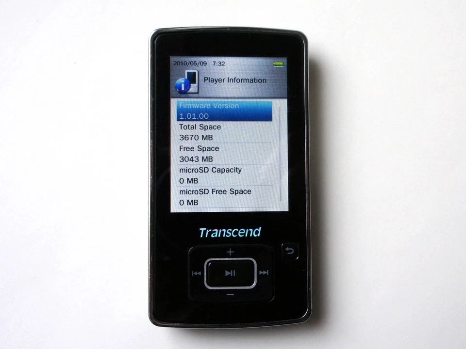 Reproductor compacto mp3 Transcend T.sonic MP870 4 GB negro Foto 3 de 4