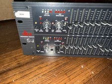 DBX 2231 Dual-Channel 31-Band Graphic Equalizer/Limiter Sound Processor