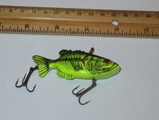 Tom Mann Manns Leroy Brown lure HTF Color Flo Chartreuse