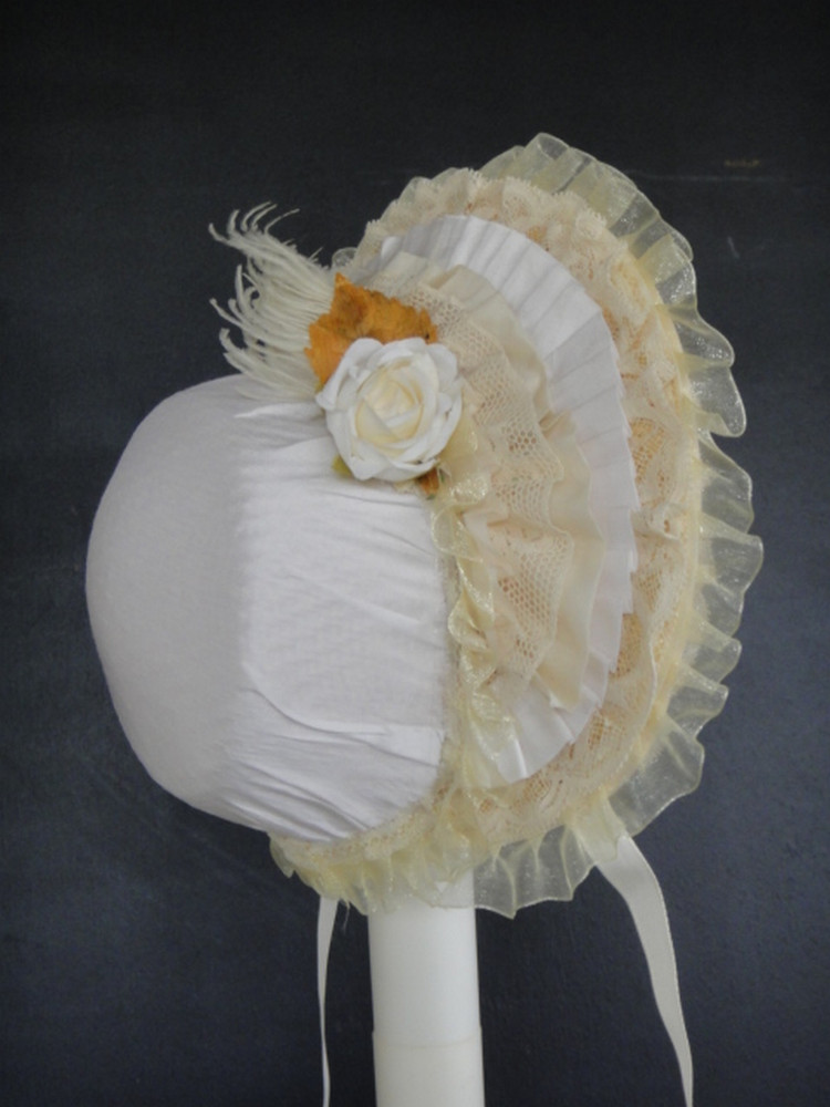 Chapeau en soie écru poupée ancienne protège perruque et masque imperfections 36-41 cm