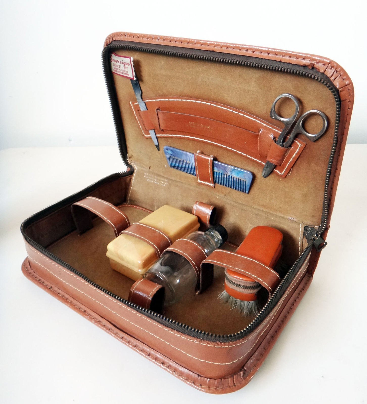 Vtg Leather Toiletry 50s case Sovereign cufflink jewelry hard case shaving kit