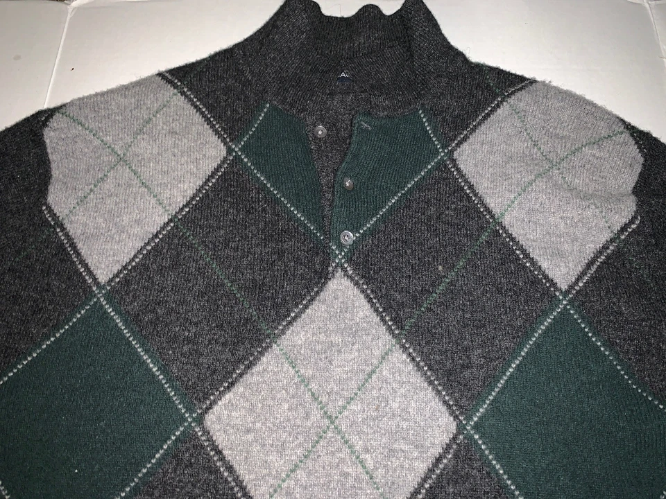 Usado - Suéter Cuello Capucha Argyle Lana Náutica Para Hombre (Talla XL/TG) Foto 2 de 4