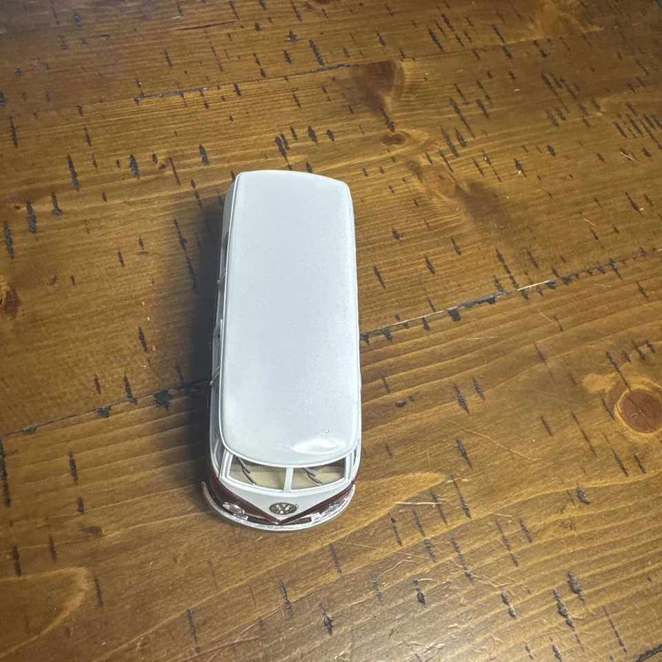 Autobús clásico Volkswagen Kinsmart (1962) Foto 3 de 4