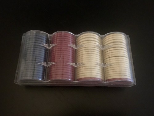 Vintage 84 Bakelite Interlocking Poker Chips with Plastic Carrier - Picture 3 of 9