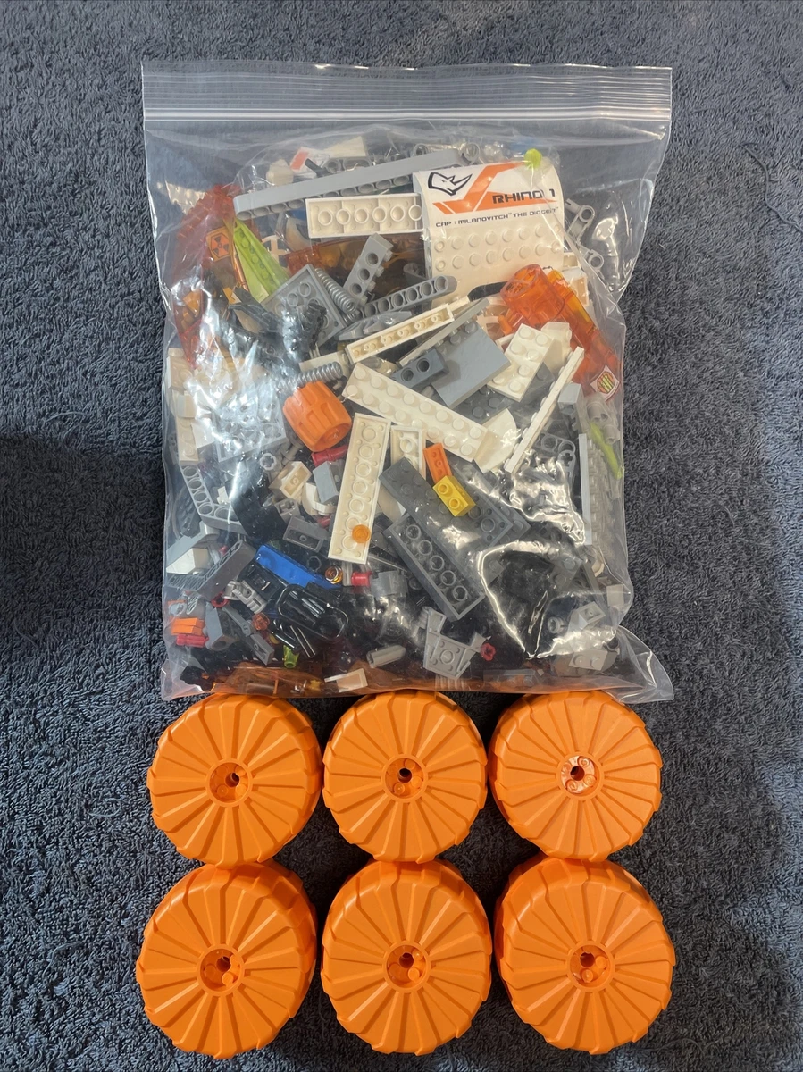 LEGO Space Mars Mission 7699 MT 101 Armored Drilling Unit 99.99 Complete