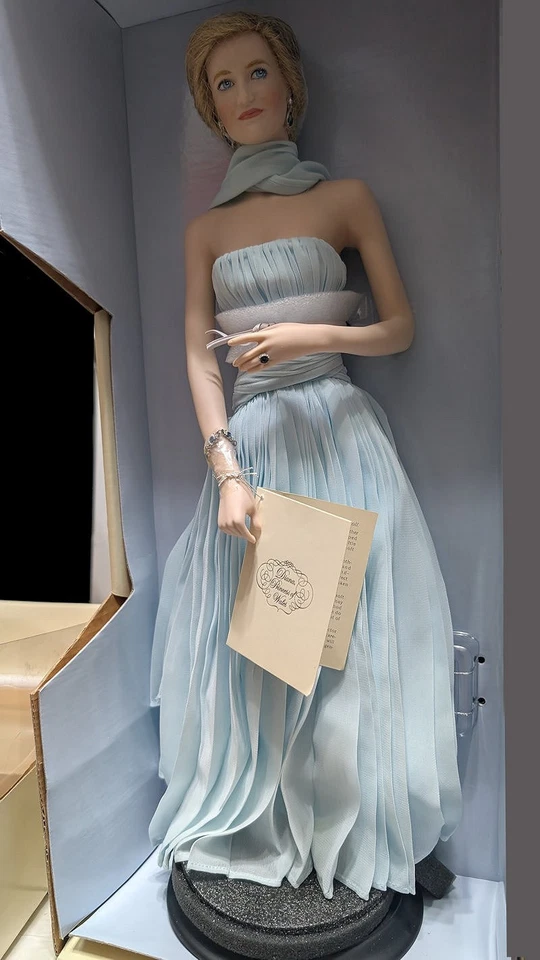 Muñeca de porcelana Franklin Mint Diana Princesa de Gales • 1998 AA0941 B11XU40 SIN USAR, EN CAJA ORIGINAL Foto 3 de 4