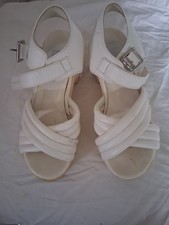 Linzi White Light Summer Shoes Size 4/5.