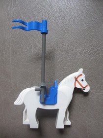 LEGO Castle Minifigure Knight's Stronghold 6059 Original Blue Saddle, Horse Flag