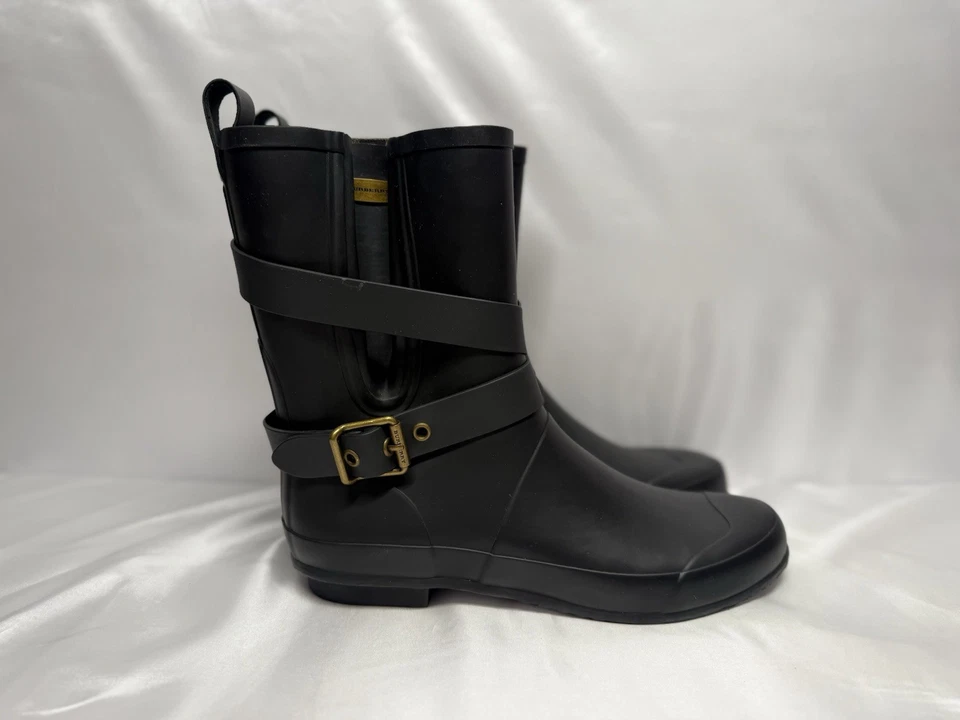 Burberry Women’s (9US) Mid-Calf Waterproof Black Rain boots Riding Style Boots - Image 3 of 4