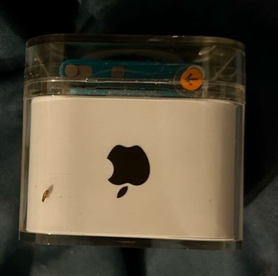 Apple iPod MKME2LL/A shuffle 4th Generation Blue (2GB) for sale