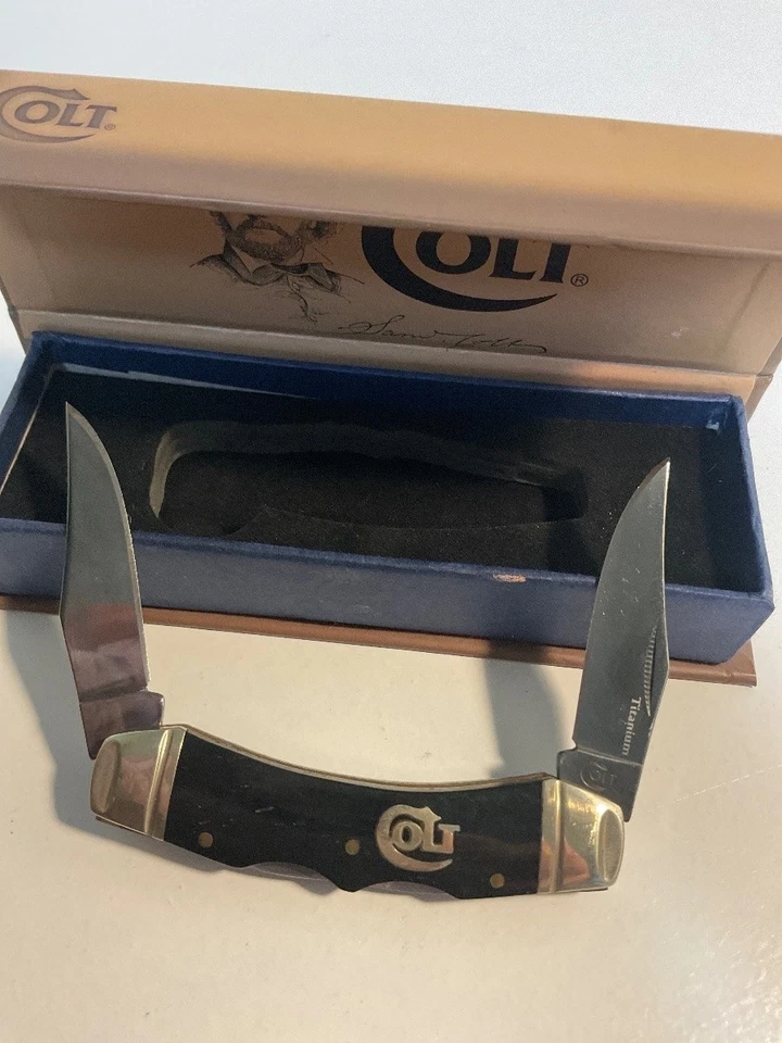 Colt CT318 Titanium Pocket Knife Brass Bolsters Folding Trapper Used - Image 3 of 4