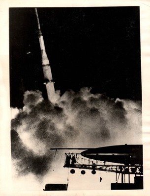 Blasts off on space flight (1957)   Vintage Press Photo 1096K