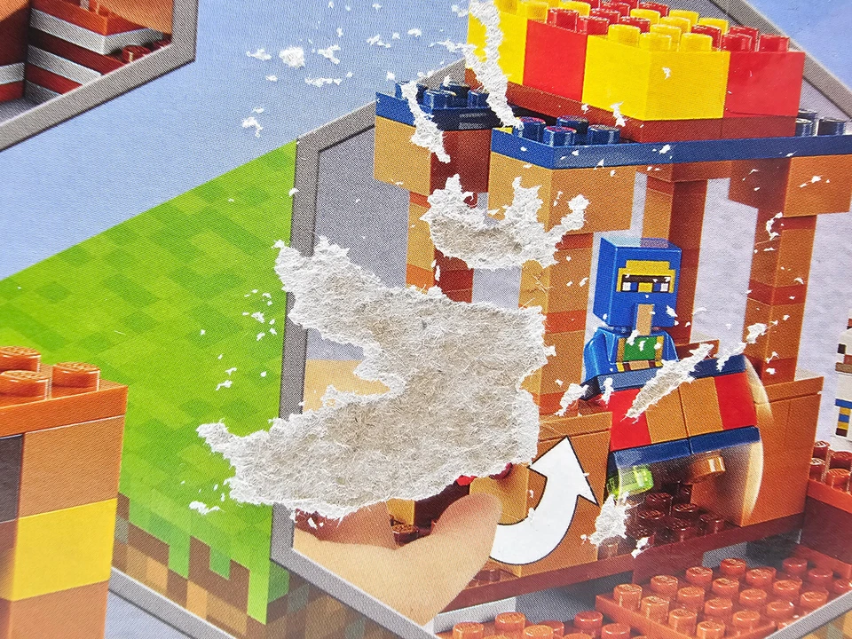 LEGO 21167 Minecraft: The Trading Post -  New & Sealed in Damaged Box - Image 4 of 4