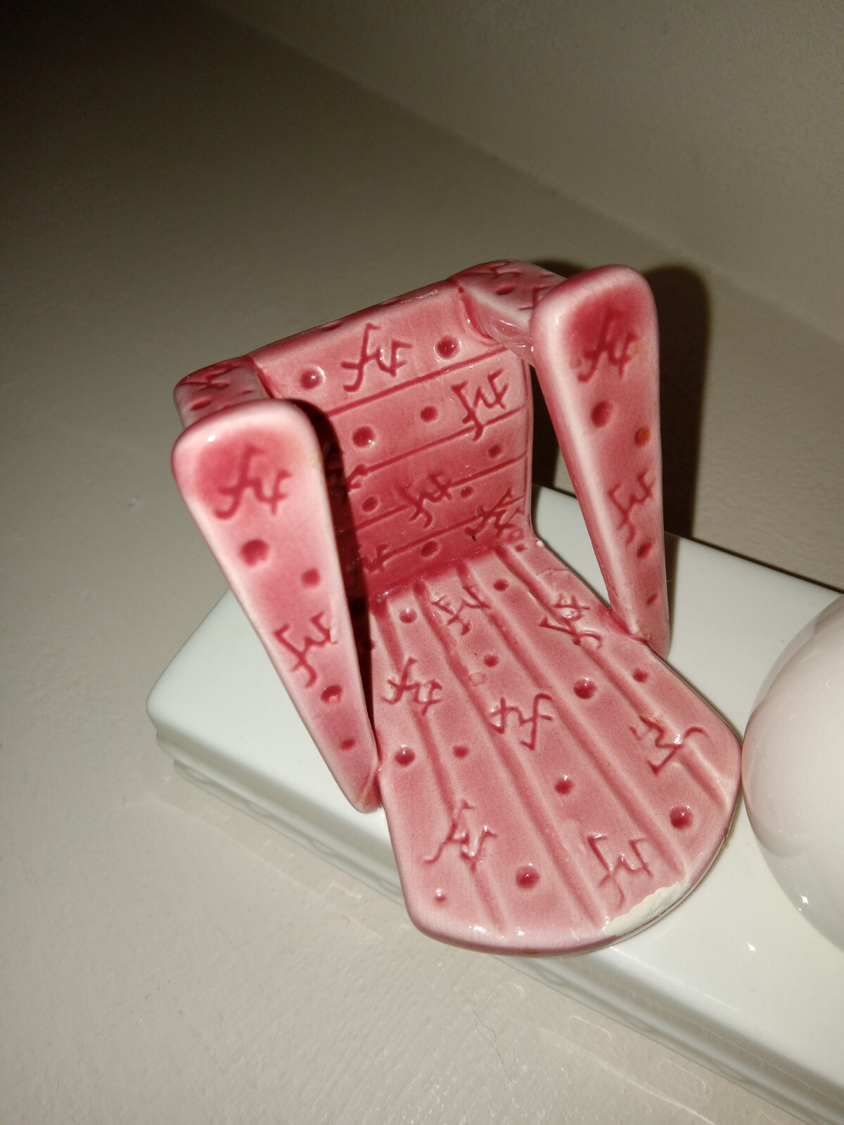 Nora Fleming Vintage Pink Adirondack Chair Mini w/NF All Over NEEDS