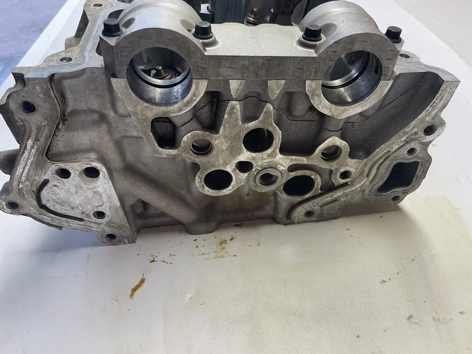 Culata derecha GMC Acadia 3.6 12S81591 2008 Foto 3 de 4