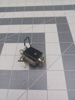 Sansui 5000 5000A 5000X Receiver Used Parts. Phones Jack