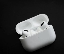 Apple AirPods Earbuds