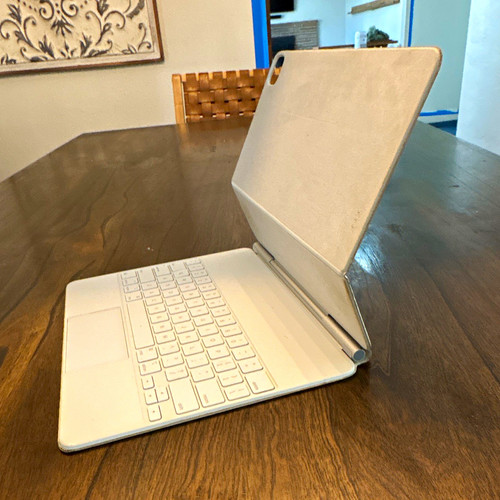 Apple Magic Keyboard Folio Case for iPad, White w/ Integrated Stand