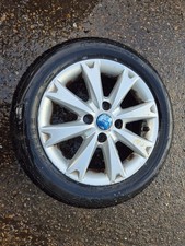 FORD FIESTA ALLOY WHEEL 15 INCH 8 SPOKE 195.50.15 TYRE A